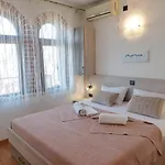 Pansion Klaudija Oda ve Kahvaltı Crikvenica