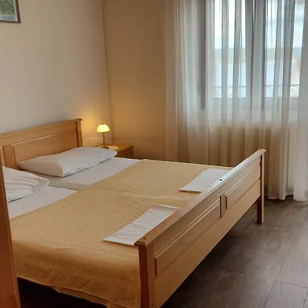 Pansion Klaudija 3* Crikvenica