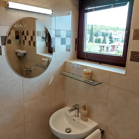 Bed & Breakfast Pansion Klaudija Crikvenica