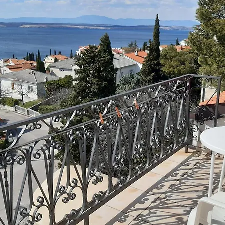 Pansion Klaudija Bed & Breakfast 3*