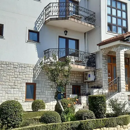 Pansion Klaudija Alojamento de Acomodação e Pequeno-almoço Crikvenica