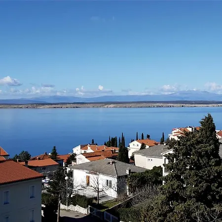 ベッド・アンド・ブレックファスト Pansion Klaudija ツリクヴェニツァ