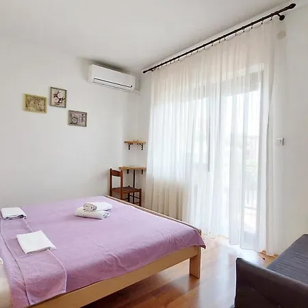 ベッド・アンド・ブレックファスト Pansion Klaudija ツリクヴェニツァ