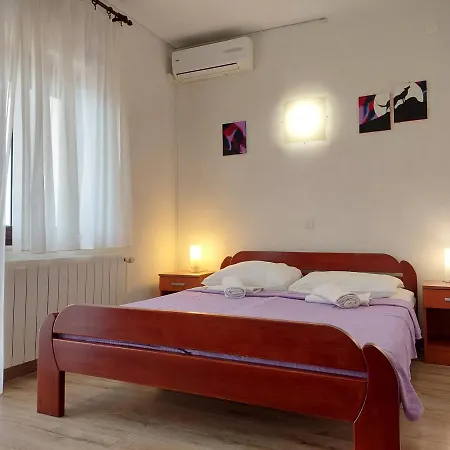 Pansion Klaudija Bed & Breakfast