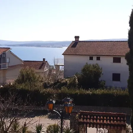 Alojamento de Acomodação e Pequeno-almoço Pansion Klaudija Crikvenica