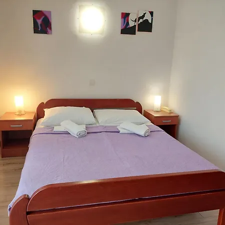 Pansion Klaudija 3*
