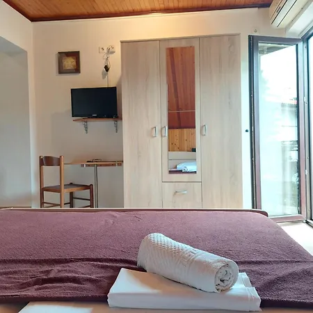 Pansion Klaudija 3* Crikvenica
