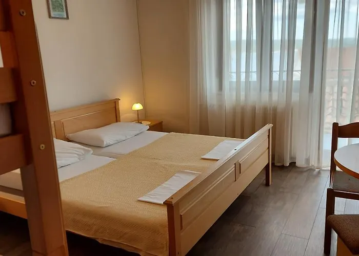 Pansion Klaudija 3* Crikvenica